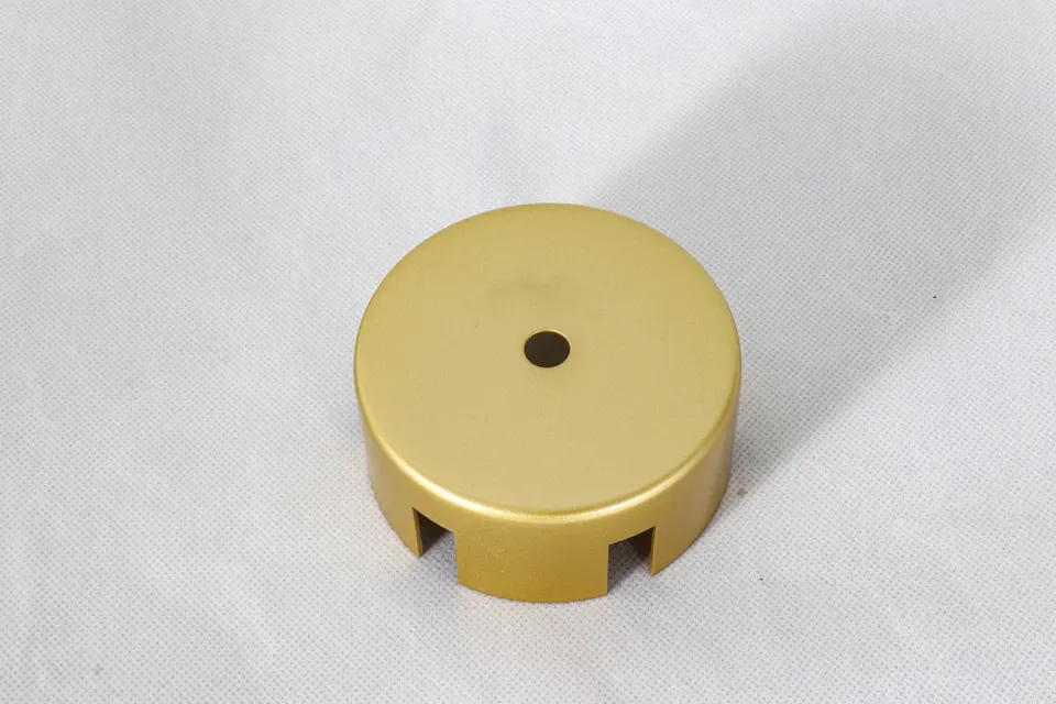 Metal finishes · Sample 09