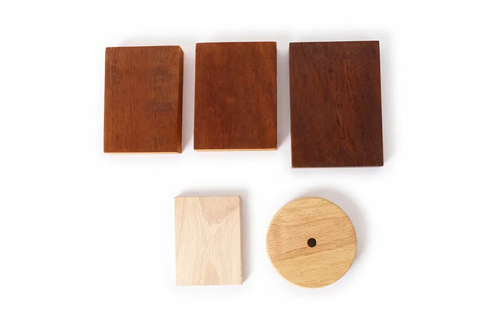 Wood · Sample 05