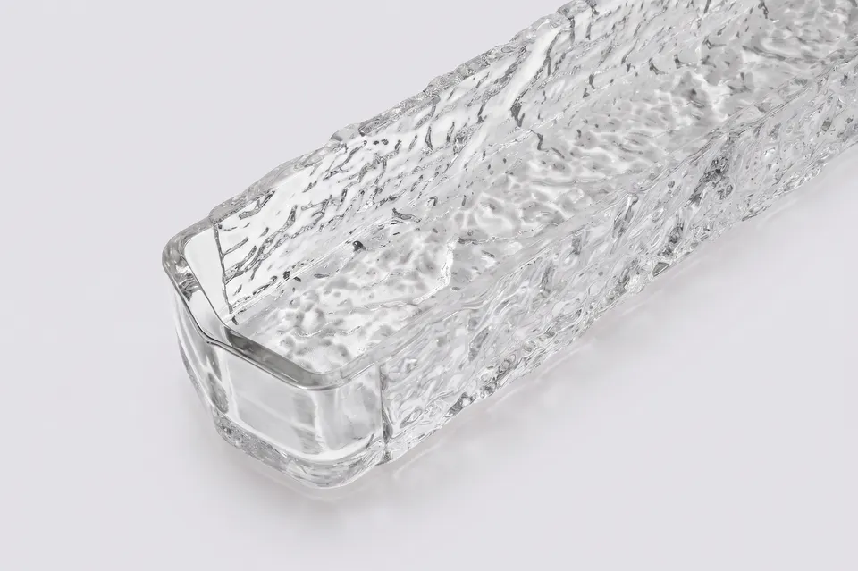 Glass · Sample 28
