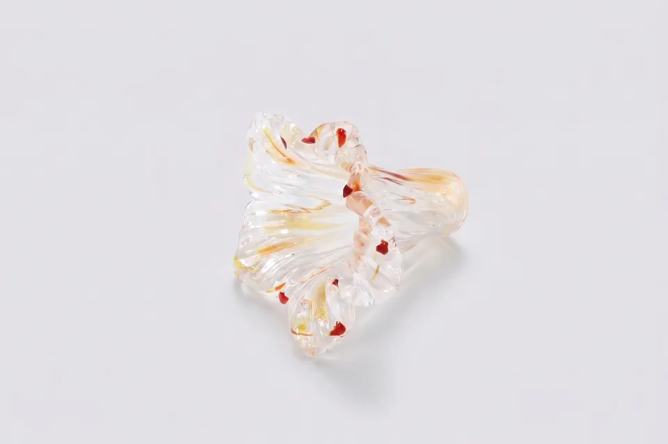Glass · Sample 64