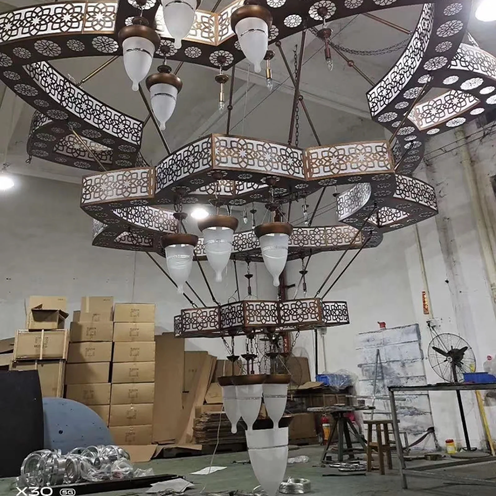 Custom Lighting Manufacturer Bespoke Large Star Mosque Chandelier for Islamic Projects project view