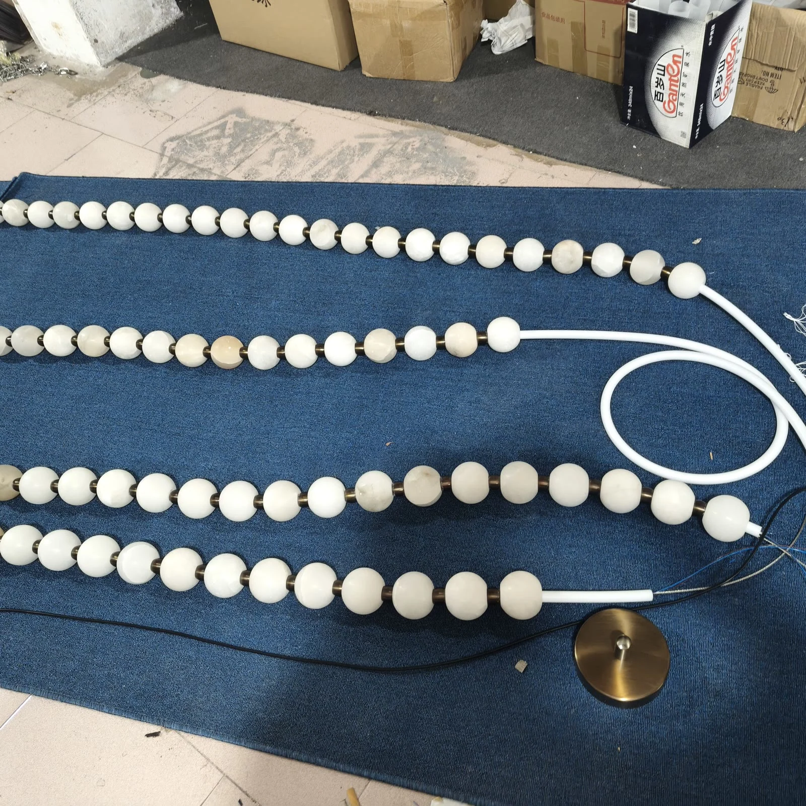 Custom Engineering Lighting Solutions Oversized Natural Alabaster Chandelier for High-End Real Estate project view