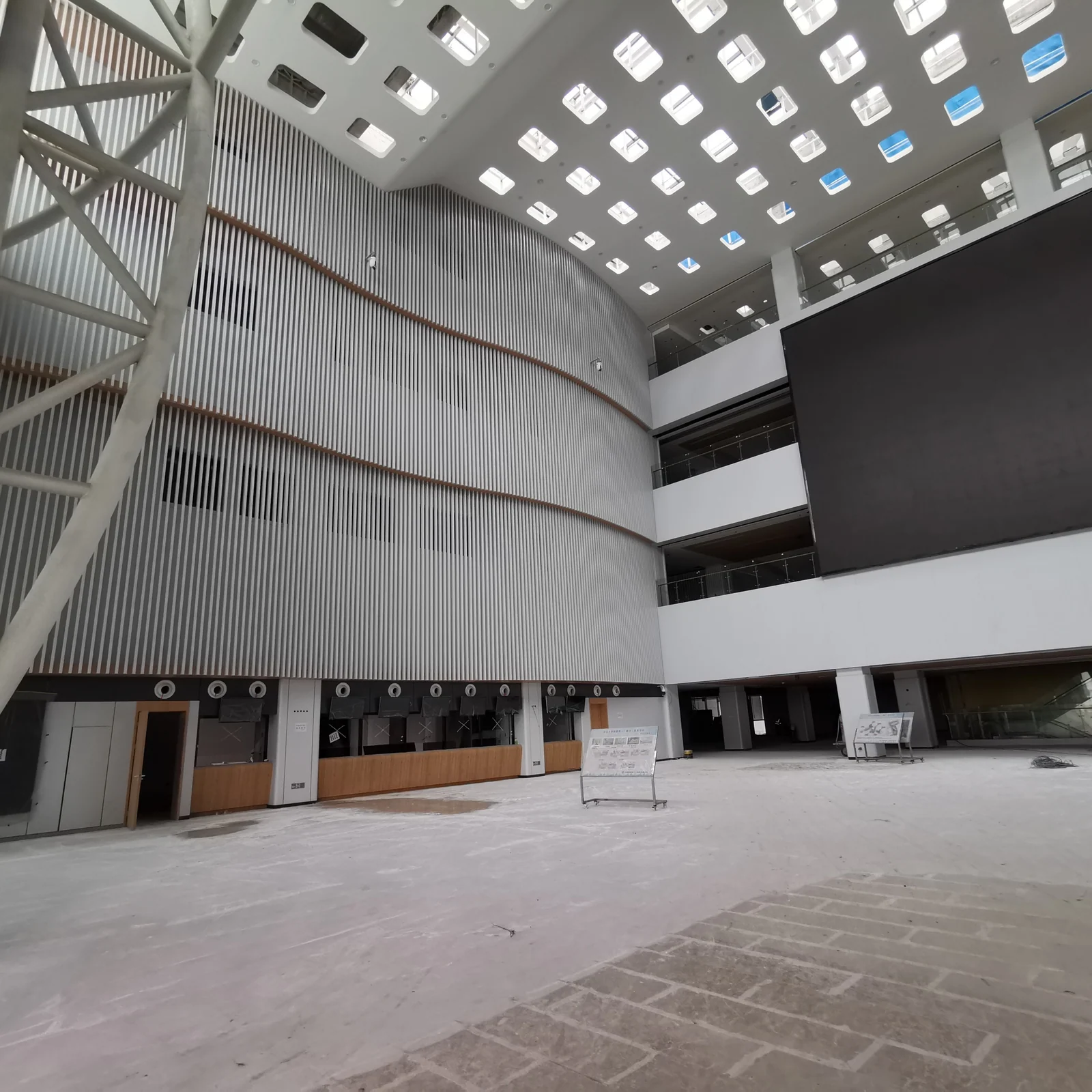 Architectural Lighting Manufacturer Large-Scale Custom Lighting for Hospital & Healthcare Facility Projects