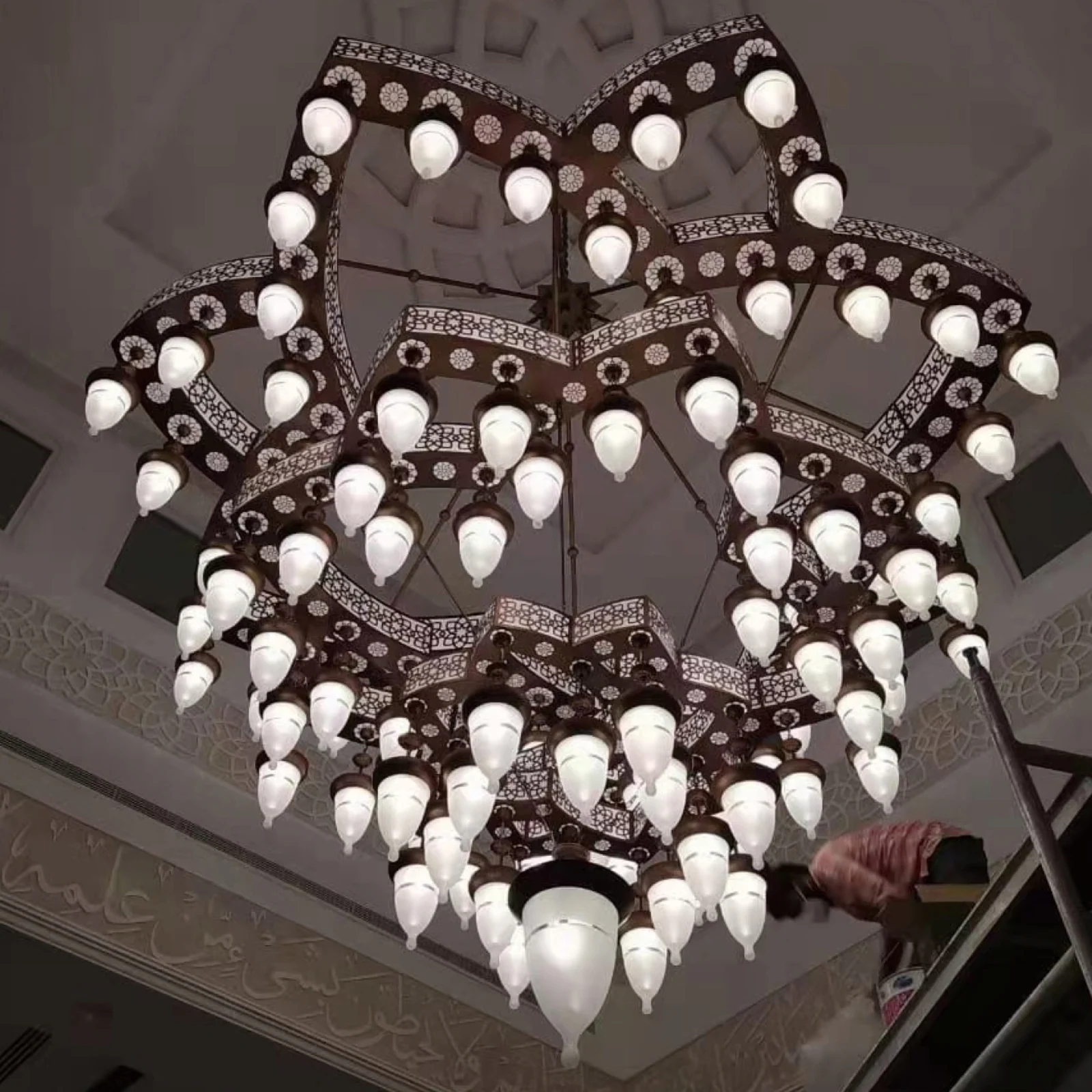 Custom Lighting Manufacturer Bespoke Large Star Mosque Chandelier for Islamic Projects project view