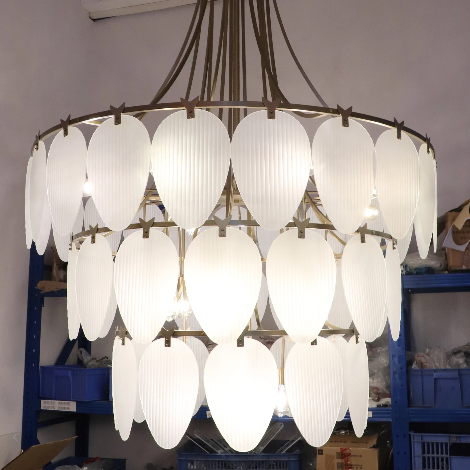 Bespoke Art Glass Chandelier for Villa Projects project view