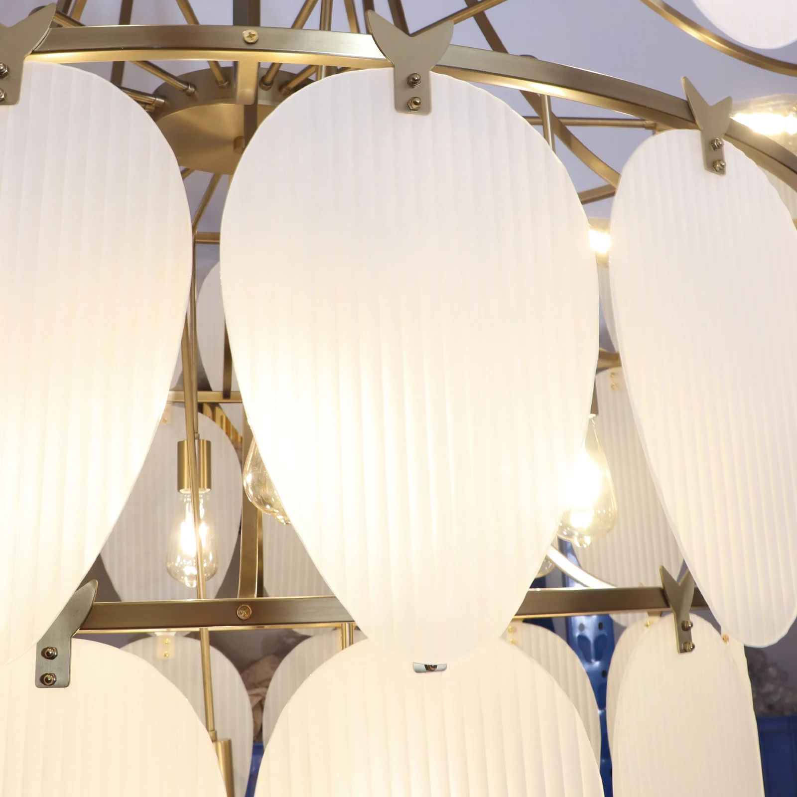 Bespoke Art Glass Chandelier for Villa Projects project view