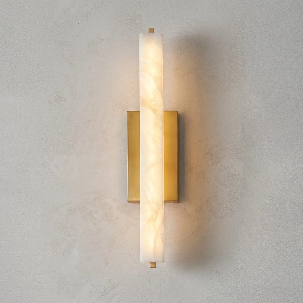 Alabaster Bar with Gold Square Backplate Wall Sconce detail