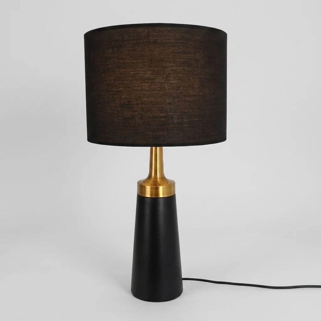 Cylinder Shade Metal Base Table Lamp detail