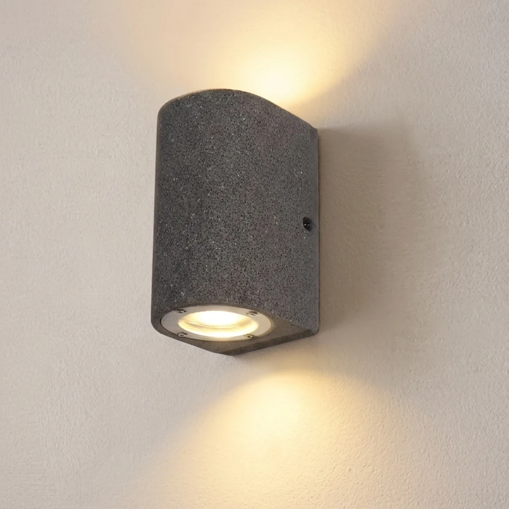 oval-concrete-led-sconce detail